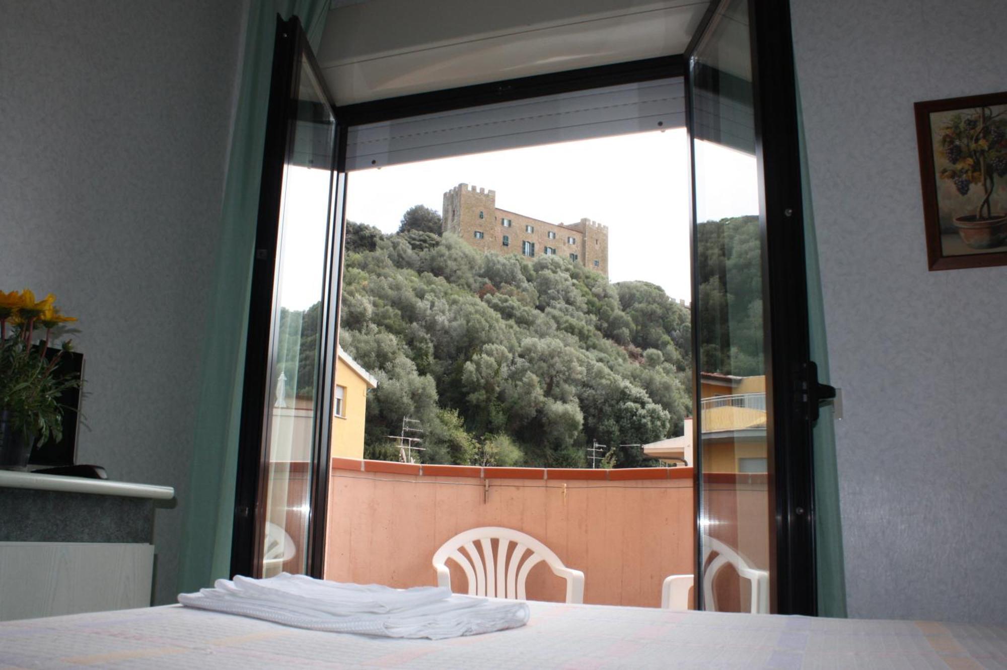Hotel Aurora Castiglione della Pescaia Kültér fotó